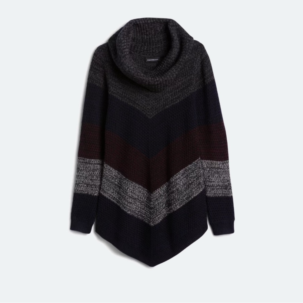 FORTUNE & IVY | Women's Chevron Cowl
Neck Sweater Size S